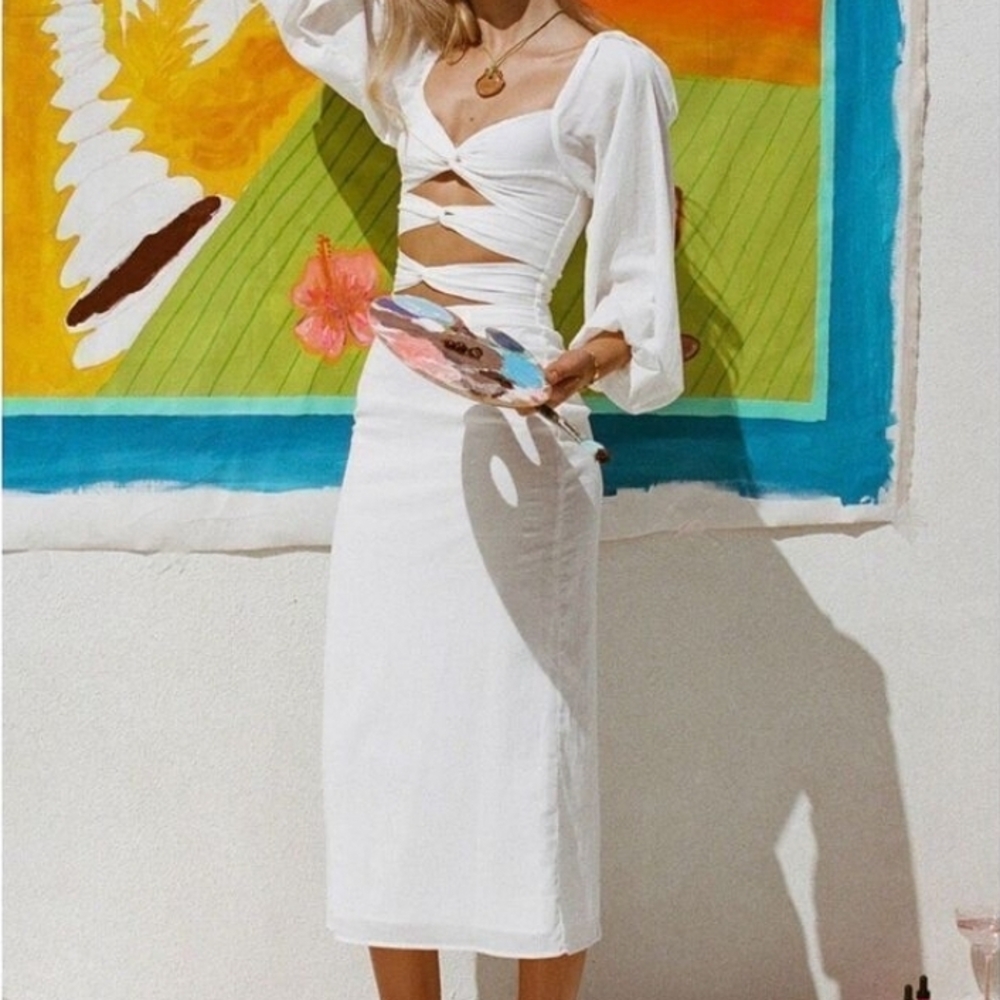 Elegant White Midi Dress